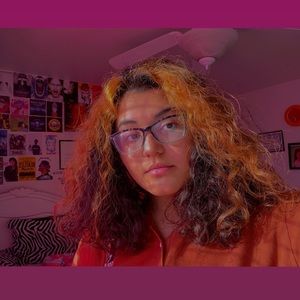 Meet your Posher, Hosna